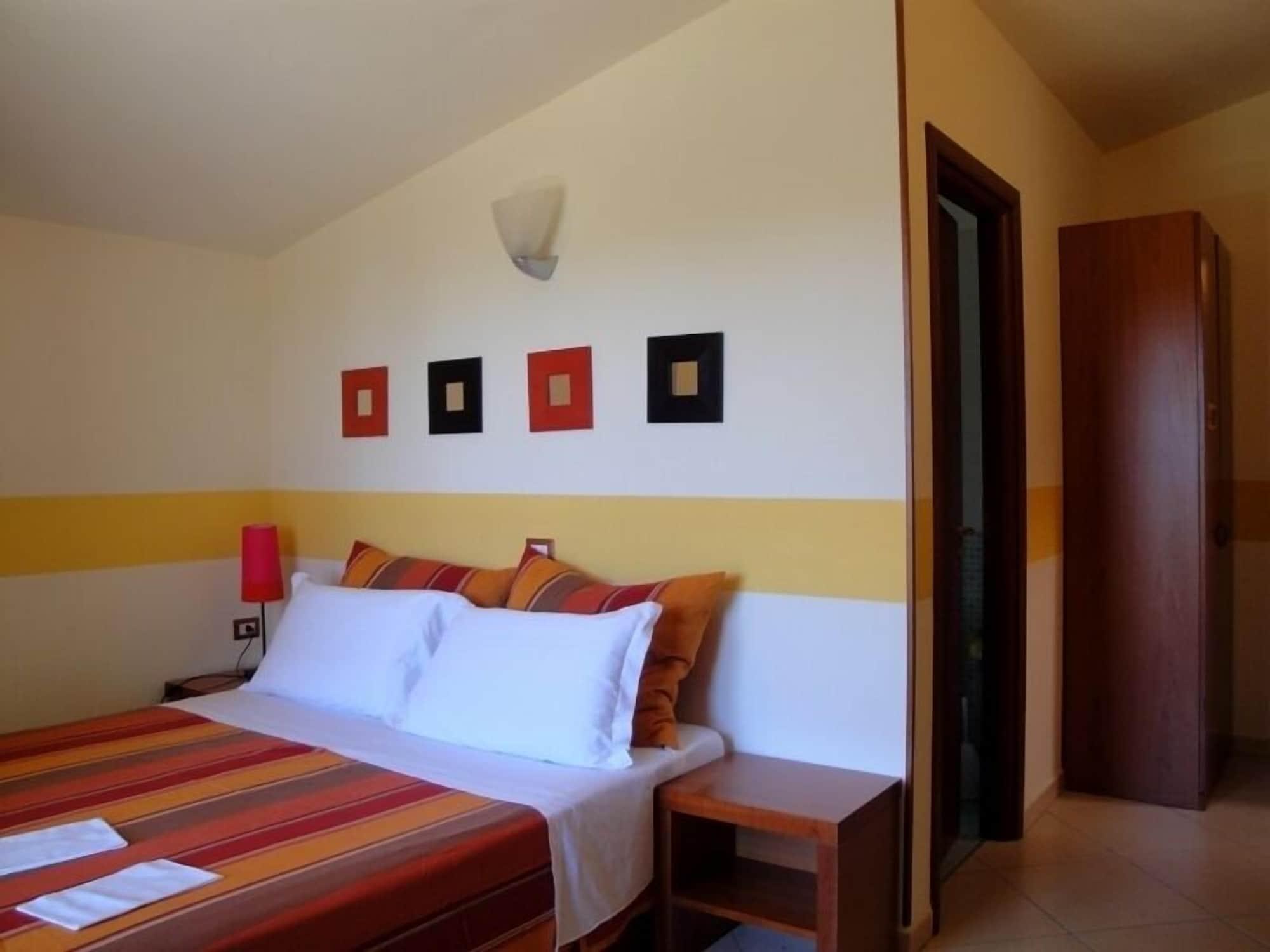 Villa Sunset B&B/Apartments Фонтане-Б'янке Екстер'єр фото